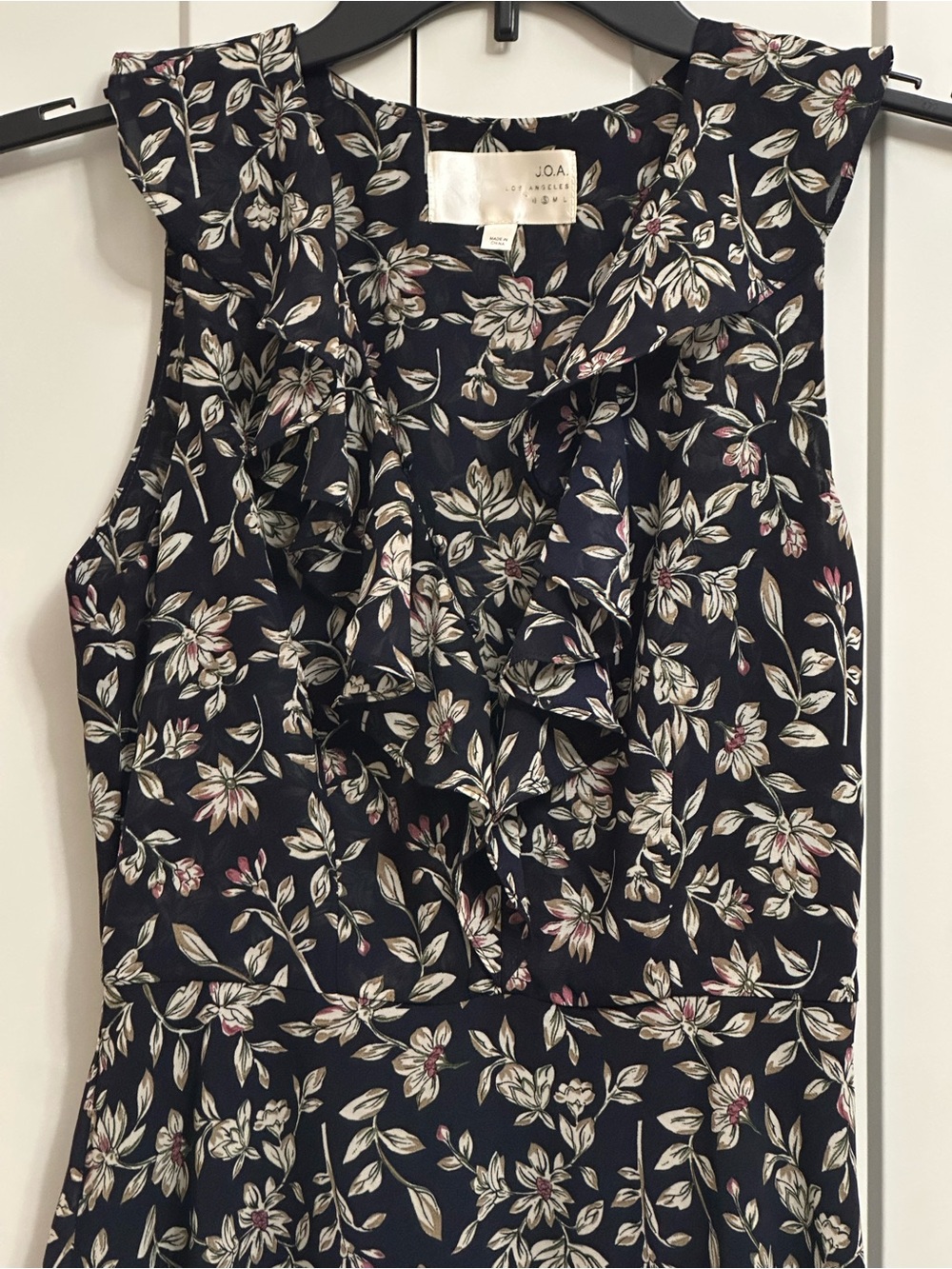J.O.A. LOS ANGELES Ruffle Floral V-Neck Dress